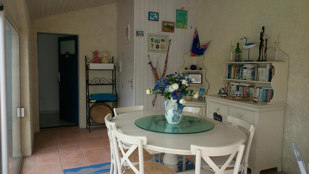 לאגור Chambre D'Hotes Armoise חדר תמונה